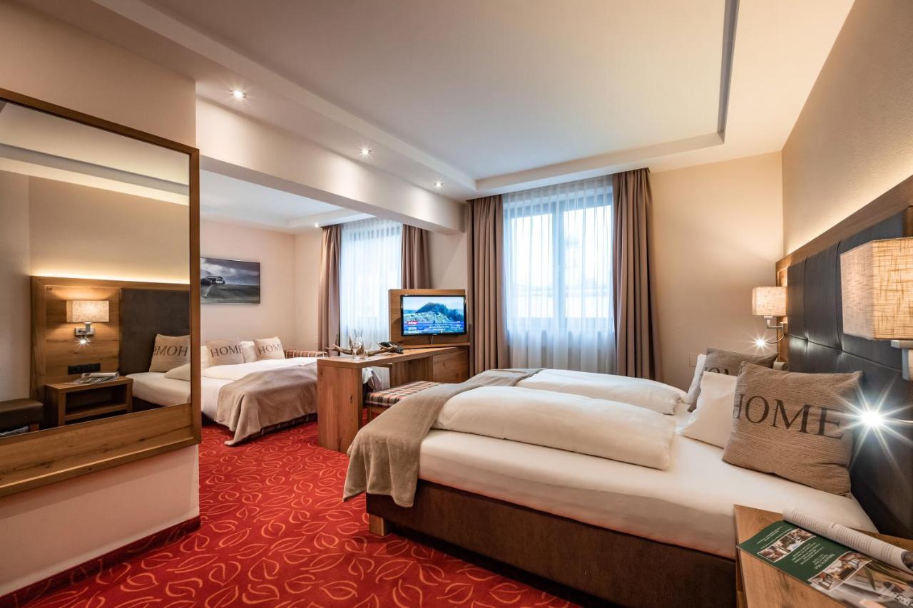 Hotel Andreas Hofer Kufstein Bagian luar foto