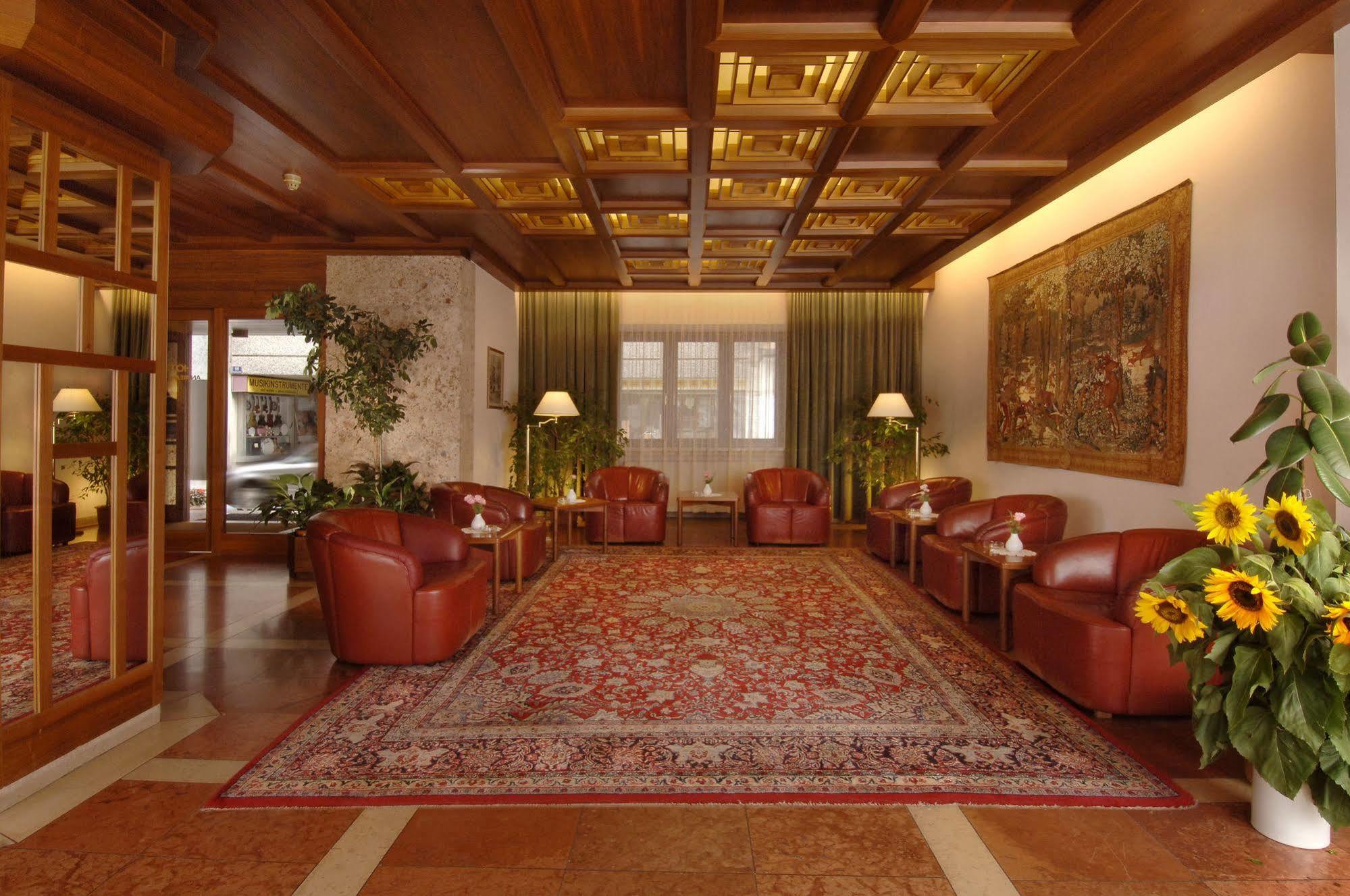 Hotel Andreas Hofer Kufstein Bagian luar foto